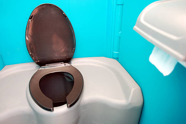 Best Portable restroom trailer rental  in Hillsville, VA
